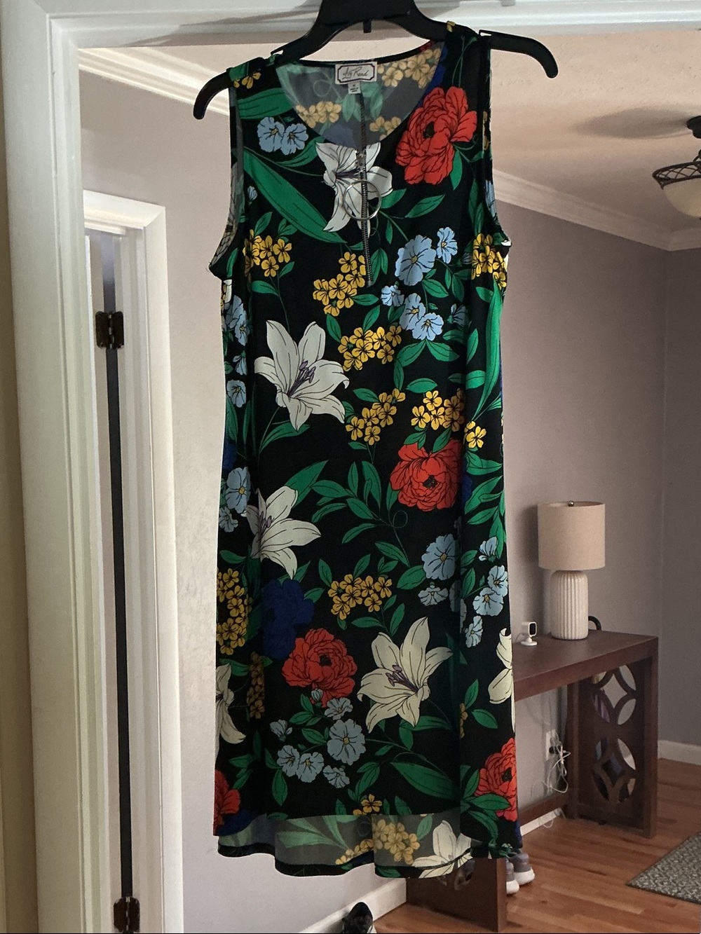 Sleeveless Floral Shift Dress - Black with Multicolor Blooms
